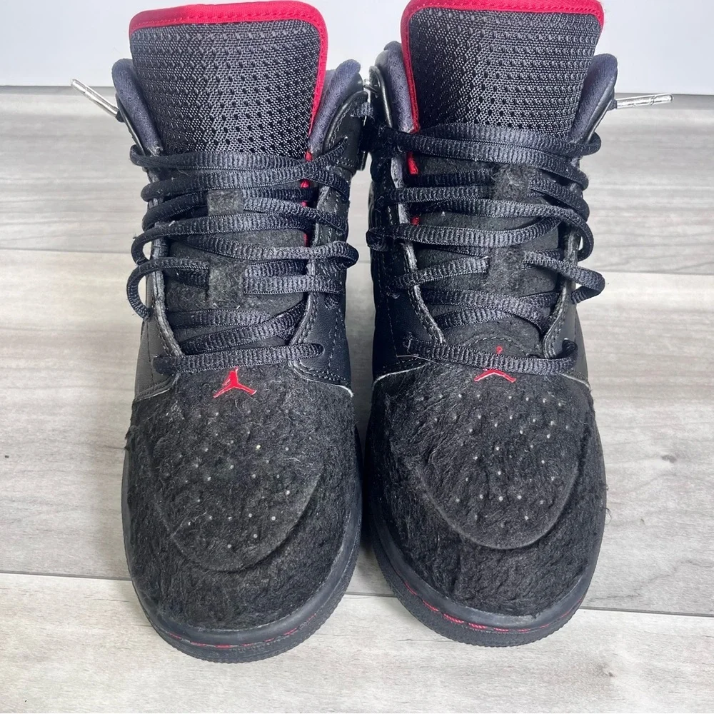 Nike Air Jordan 1 Retro 99 Bred Shoes Sneakers Kids Boys 7Y or Women’s 8.5
